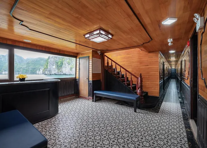  La Pandora Boutique Cruises 4*