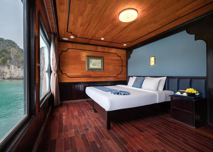 La Pandora Boutique Cruises 