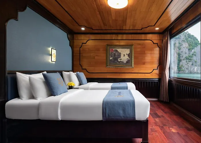 La Pandora Boutique Cruises