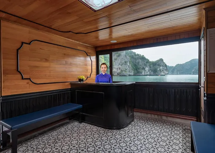 La Pandora Boutique Cruises Ha Long